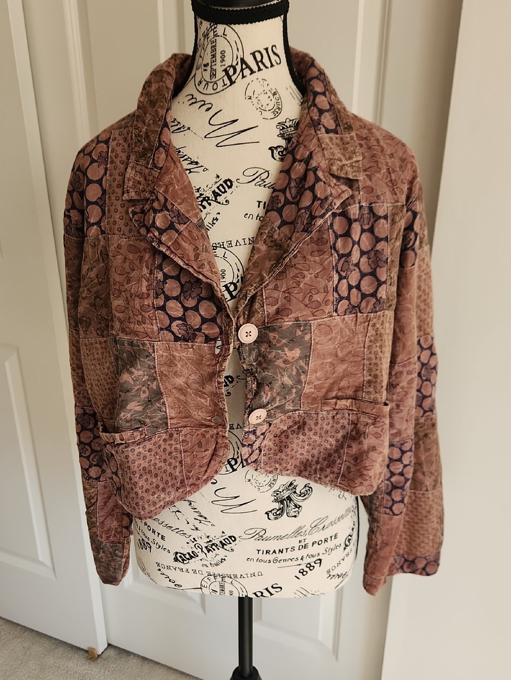 NWT Jaded Gypsy Pomegranate Rose Crop Jacket SZ Small/Medium